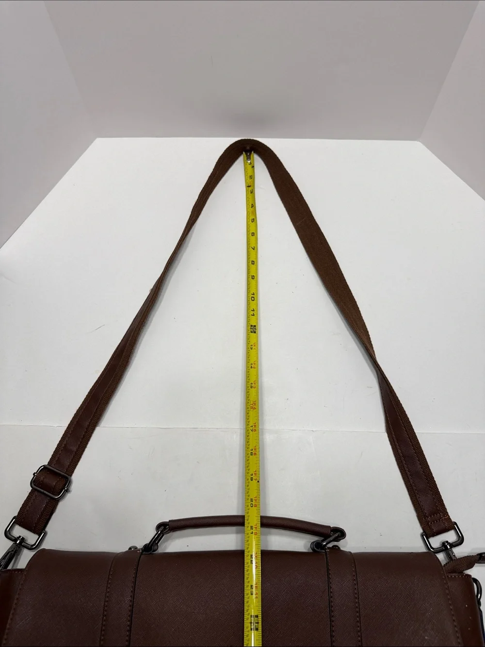 Ease gave Men's Brown Leather Briefcase with Top Handle and Adjustable Strap